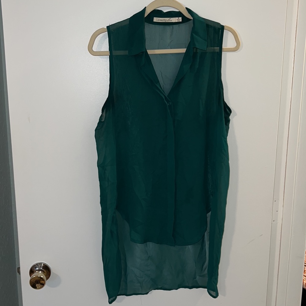 Liberty Love High-Low Hi-Lo Forest Green Collared Sheer Blouse Sleeveless